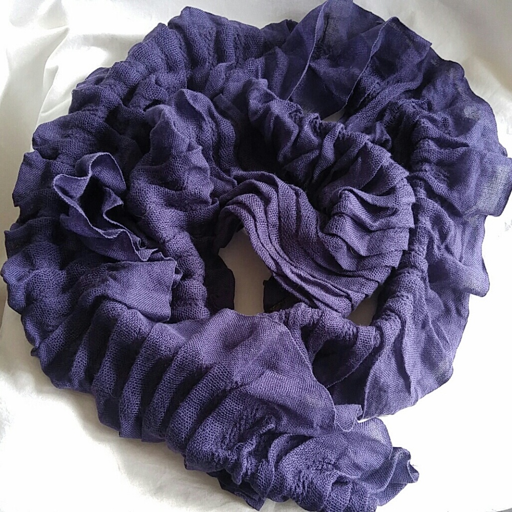Scarf - Picture 5 of 6